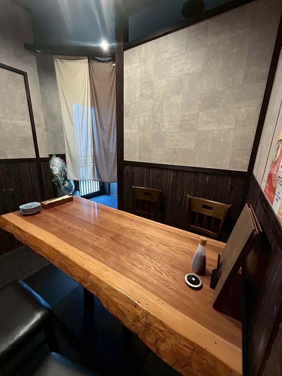 4人掛けテーブル席