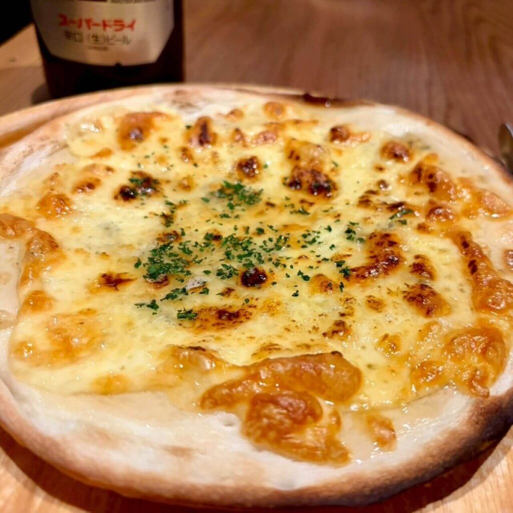 神栖市の居酒屋「めし呑み処　ラクロード」メニュー「ハチミツゴルゴンゾーラ」